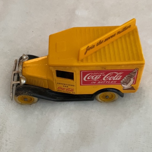 Coca Cola Yellow and Black Vintage Toy Truck - Picture 2 of 5